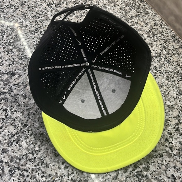 Nike True Flat Bill Adjustable Dri-Fit Hat - Picture 5 of 5